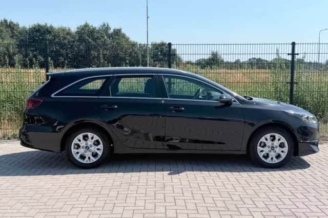 Kia Ceed Sportswagon (2022) thumbnail 6