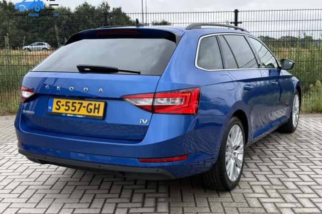 Škoda Superb (2020) thumbnail 2