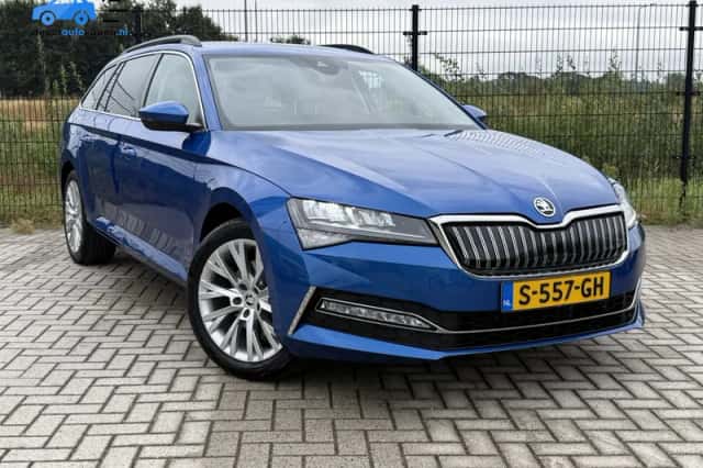 Škoda Superb (2020) thumbnail 4