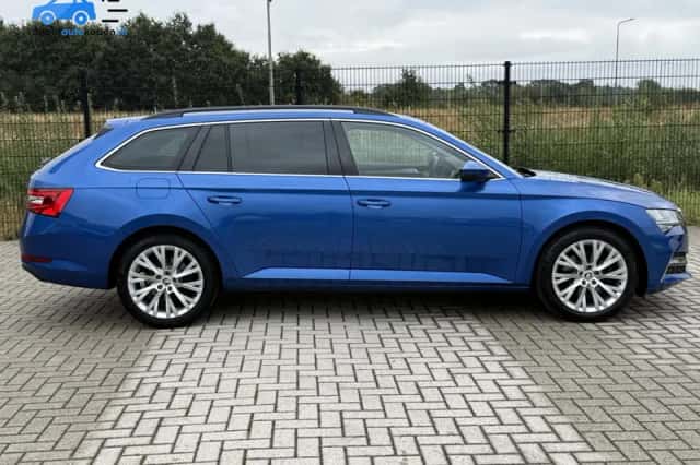 Škoda Superb (2020) thumbnail 6