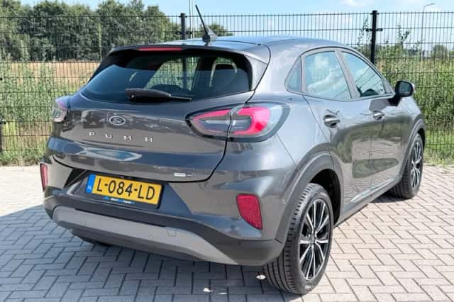 Ford Puma (2021) thumbnail 2