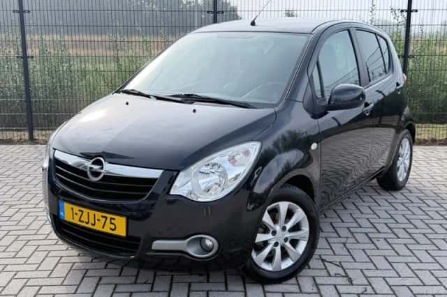 Opel Agila (2015) thumbnail 1