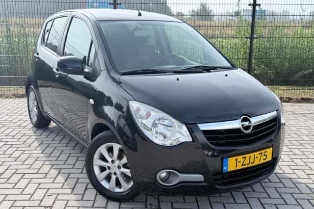 Opel Agila (2015) thumbnail 4