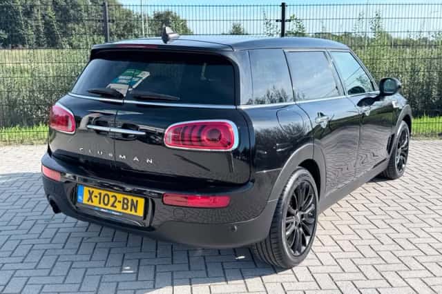 MINI Clubman (2017) thumbnail 2