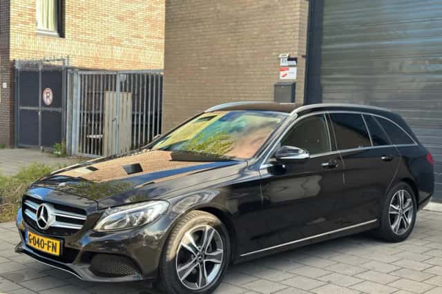 Mercedes-Benz C-Klasse (2014) thumbnail 2