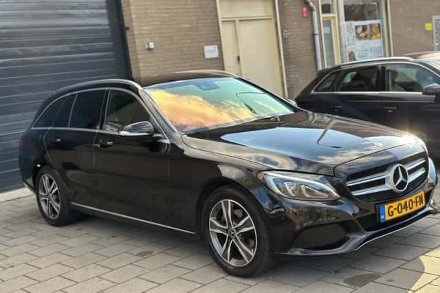 Mercedes-Benz C-Klasse (2014) thumbnail 3