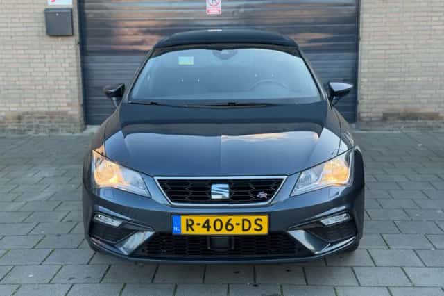 SEAT Leon (2019) thumbnail 2