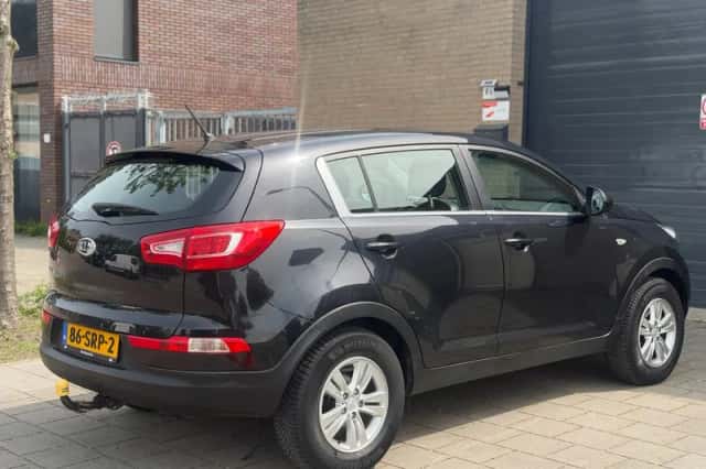 Kia Sportage (2012) thumbnail 4