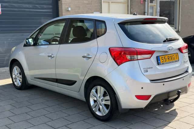 Hyundai ix20 (2011) thumbnail 6