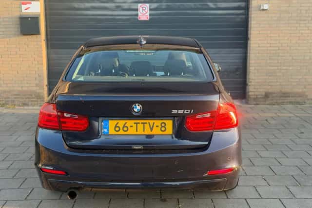 BMW 3-Serie (2012) thumbnail 5