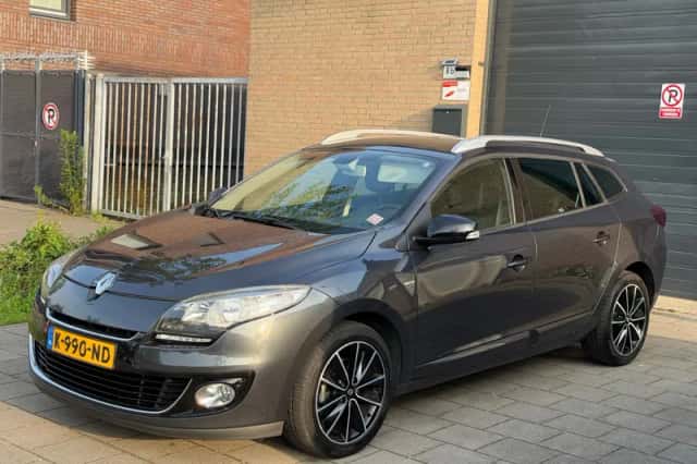 Renault Mégane (2013) thumbnail 1