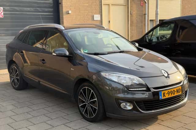 Renault Mégane (2013) thumbnail 3