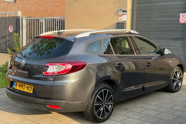 Renault Mégane (2013) thumbnail 4
