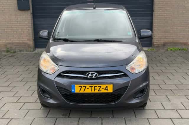 Hyundai i10 (2012) thumbnail 2
