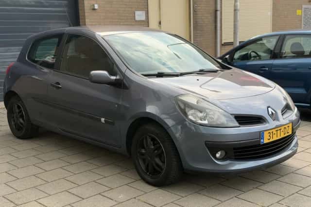 Renault Clio (2007) thumbnail 3