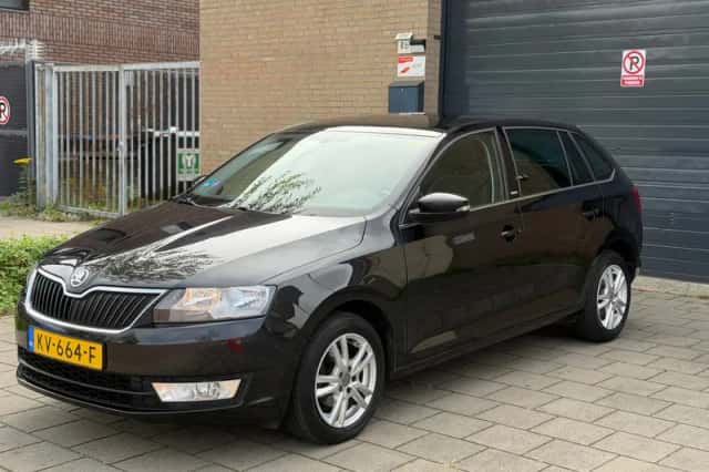 Škoda Rapid (2017) thumbnail 1