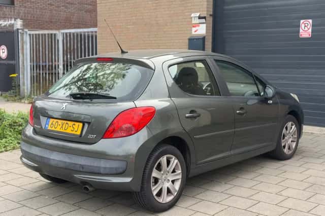 Peugeot 207 (2007) thumbnail 4