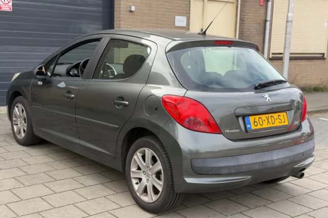Peugeot 207 (2007) thumbnail 6
