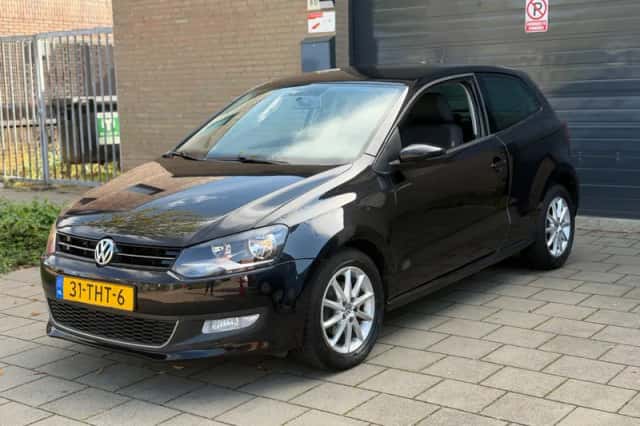 Volkswagen Polo (2012) thumbnail 1