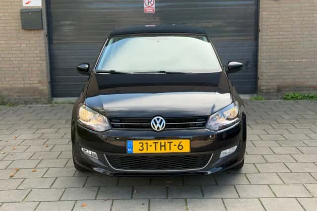 Volkswagen Polo (2012) thumbnail 2