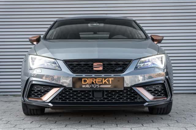 SEAT Leon (2018) thumbnail 2