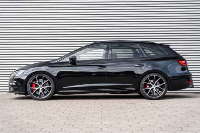 SEAT Leon (2019) thumbnail 4