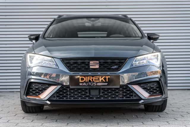 SEAT Leon (2019) thumbnail 2