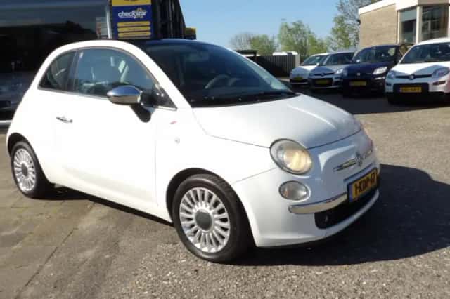 Fiat 500 (2011) thumbnail 1