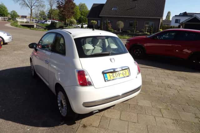 Fiat 500 (2011) thumbnail 6