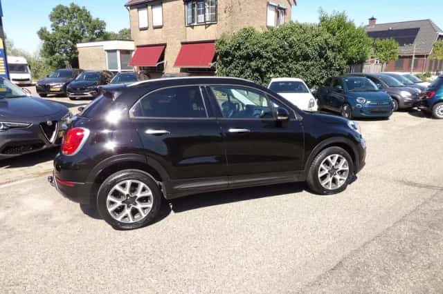 Fiat 500X (2015) thumbnail 4