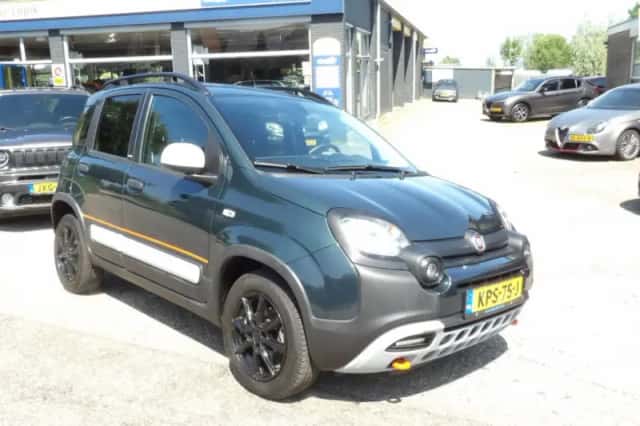 Fiat Panda (2023) thumbnail 1