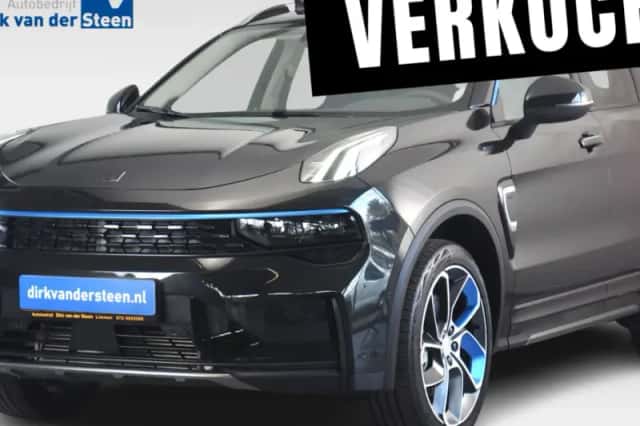 Lynk & Co 01 (2024) thumbnail 1