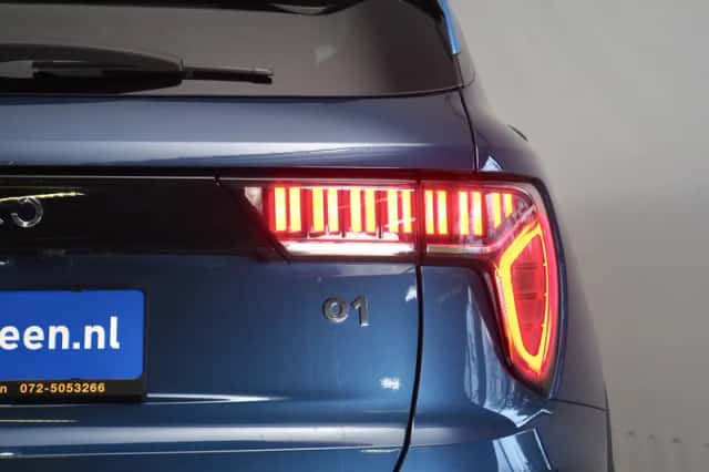 Lynk & Co 01 (2023) thumbnail 5