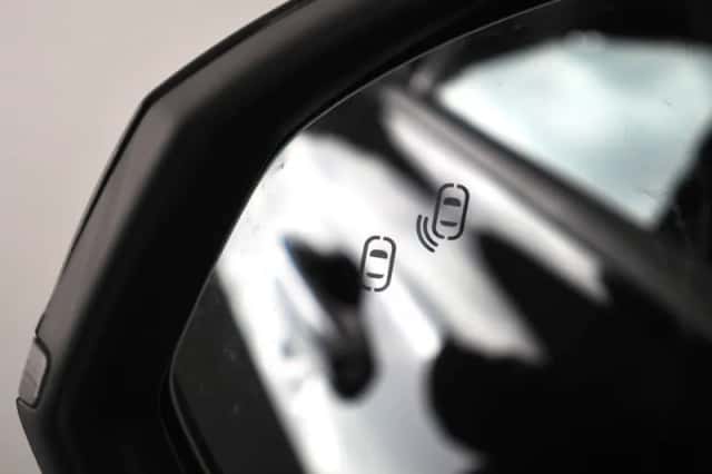 Lynk & Co 01 (2023) thumbnail 4