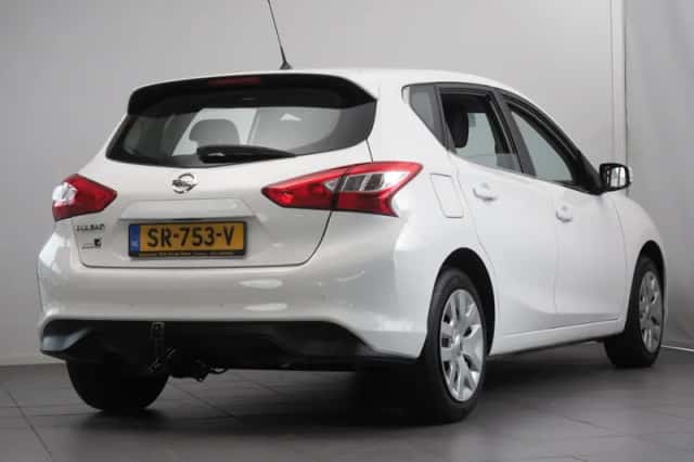 Nissan Pulsar (2018) thumbnail 5