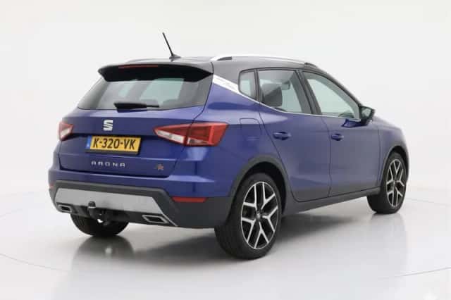 SEAT Arona (2021) thumbnail 4