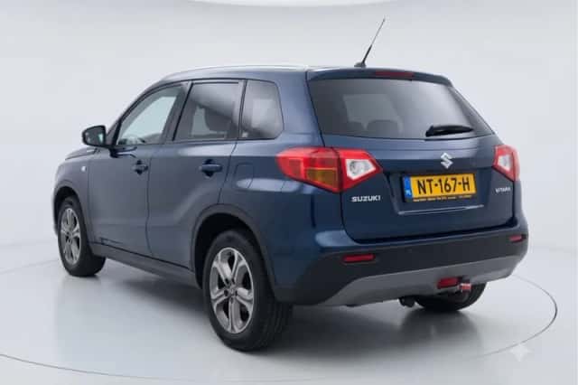 Suzuki Vitara (2017) thumbnail 4