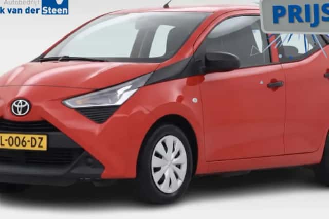 Toyota Aygo (2021) thumbnail 1
