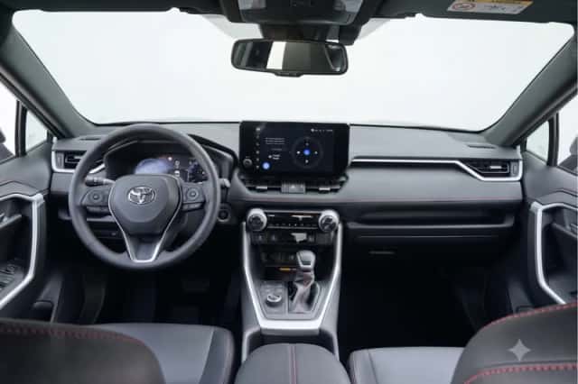 Toyota RAV4 (2026) thumbnail 5