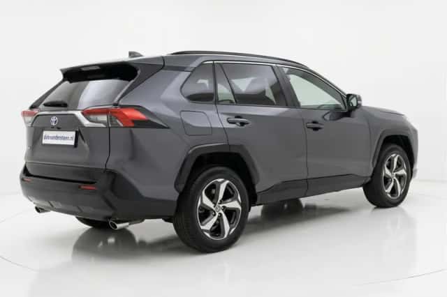 Toyota RAV4 (2026) thumbnail 3