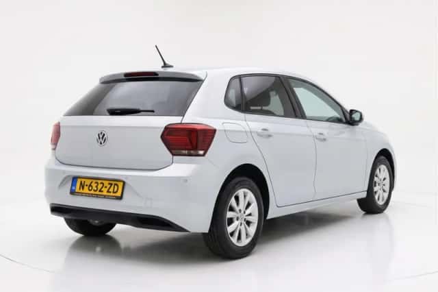 Volkswagen Polo (2018) thumbnail 3