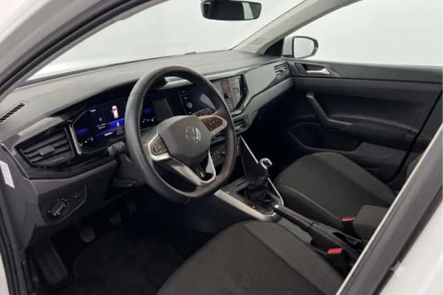 Volkswagen Polo (2021) thumbnail 5