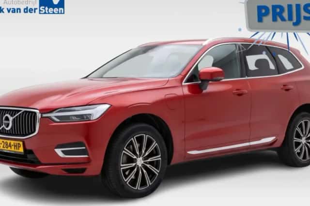 Volvo XC60 (2019) thumbnail 1