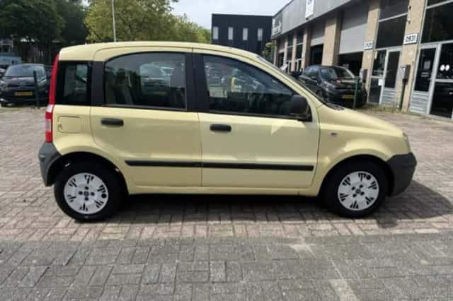 Fiat Panda (2011) thumbnail 4
