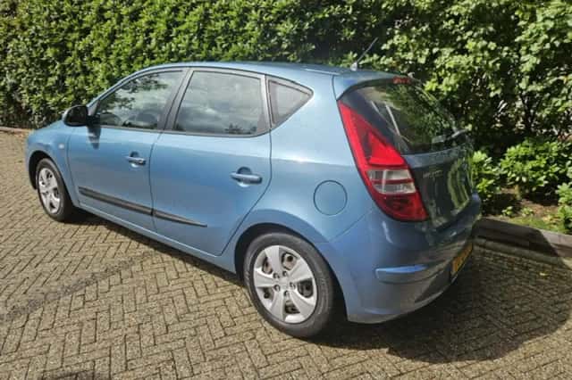 Hyundai i30 (2010) thumbnail 6