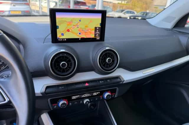 Audi Q2 (2019) thumbnail 6
