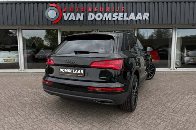 Audi Q5 (2020) thumbnail 3