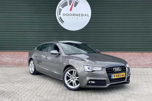 Audi A5 (2013) thumbnail 1