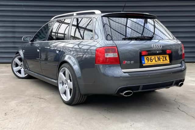 Audi RS 6 (2003) thumbnail 5