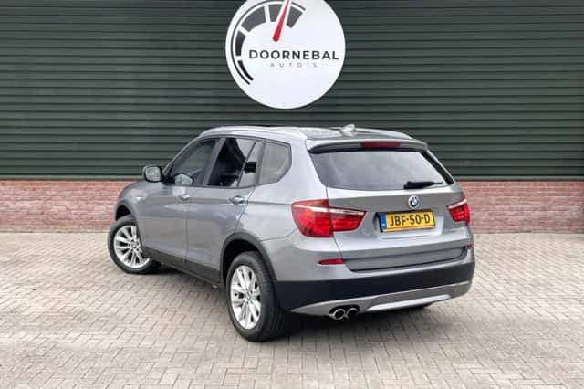 BMW X3 (2010) thumbnail 5